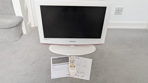 Samsung inch tv - 22-inch,
