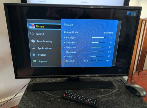 The samsung t28e310ex a - the,